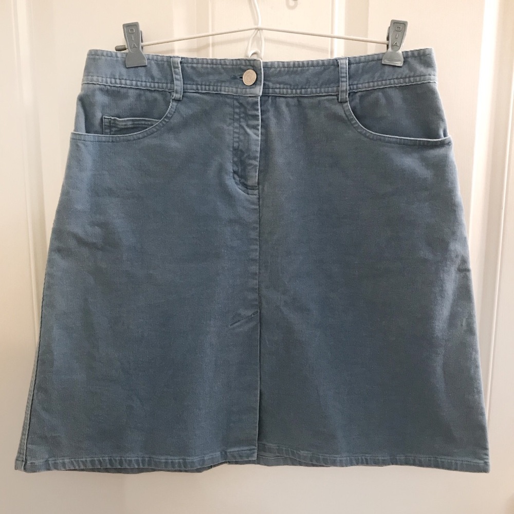 🍬Lilly Pulitzer Powder Blue Corduroy Skirt🍬